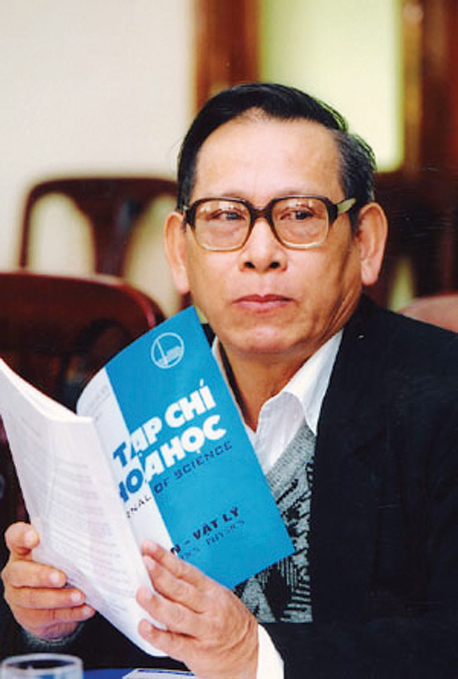 GS. TSKH. NGND Nguyễn Châu - Nhà từ học hàng đầu thế giới